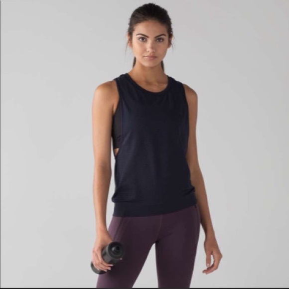 lululemon athletica Tops - NWT Lululemon Breeze Muscle Tank II Deep Navy 10